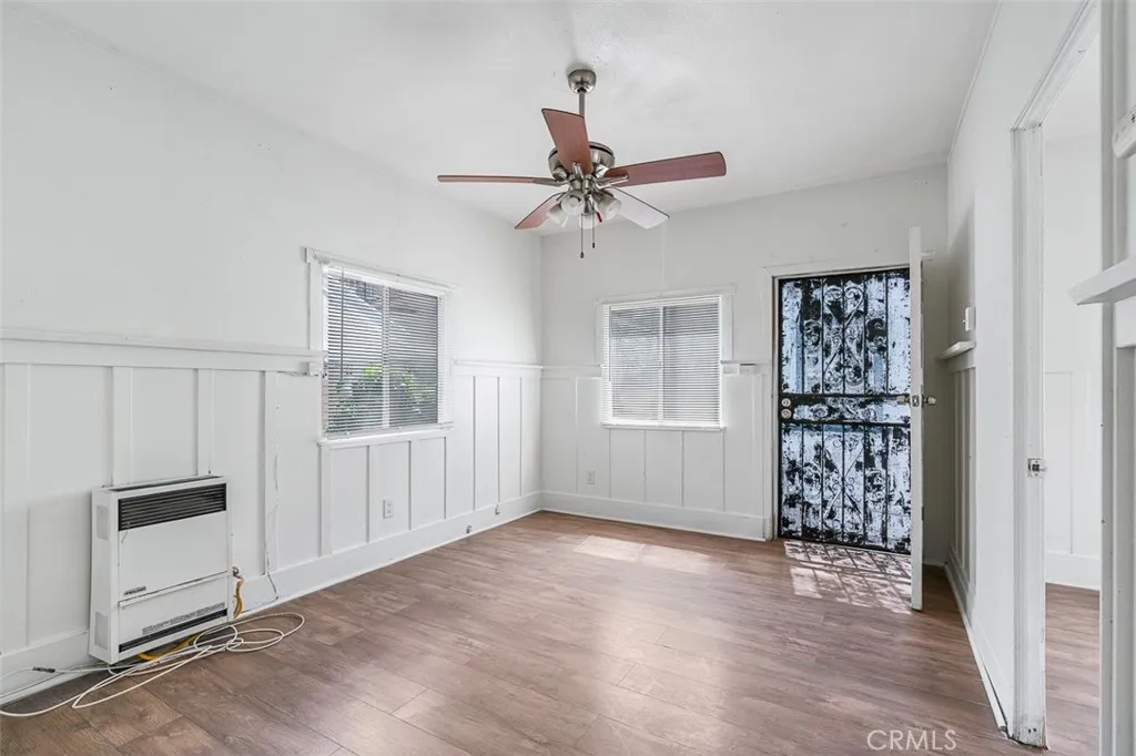 961 W 47th Street, Los Angeles, California 90037 home-pic-8