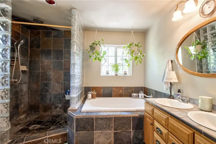 48208 Tanglewood Court, Aguanga, California 92536
