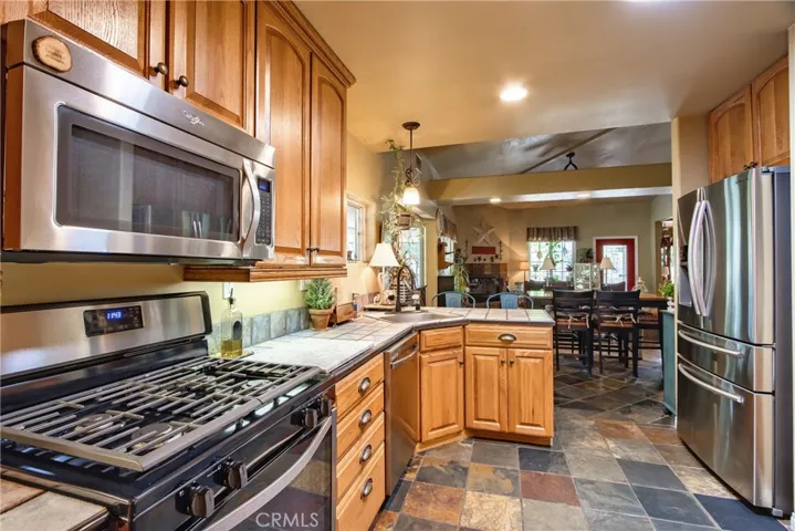 48208 Tanglewood Court, Aguanga, California 92536