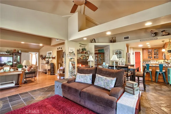 48208 Tanglewood Court, Aguanga, California 92536
