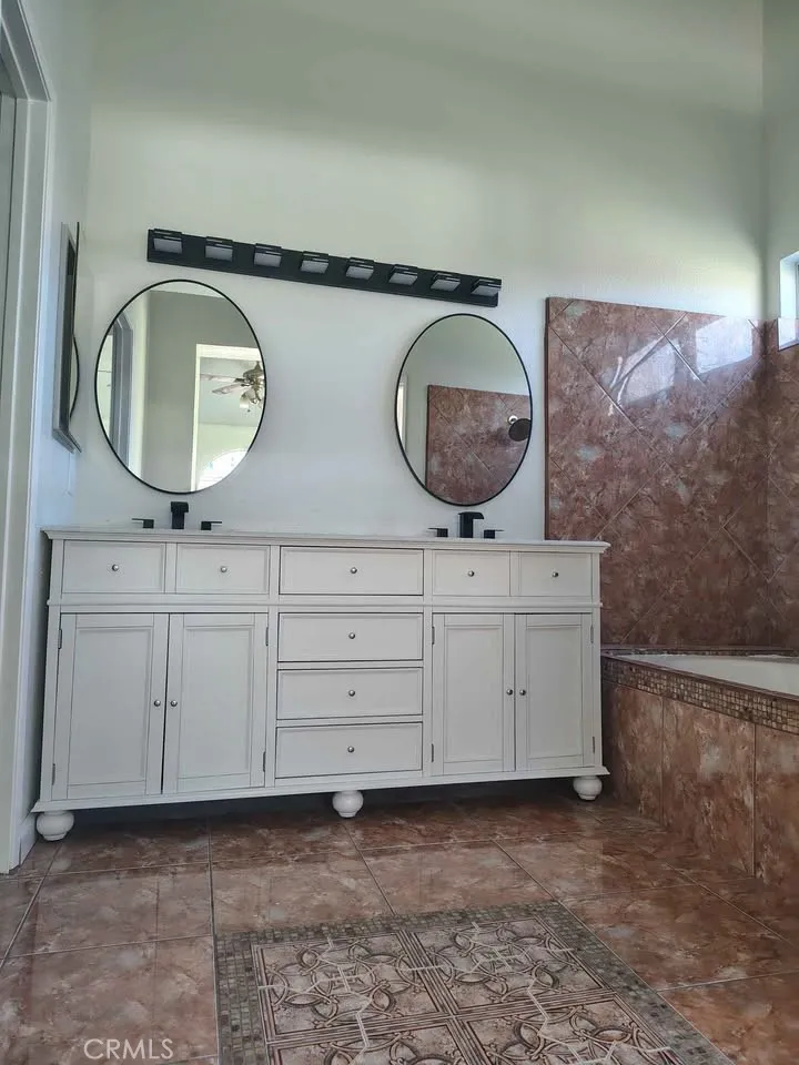 44707 Cerisa, Lancaster, California 93535 home-pic-37