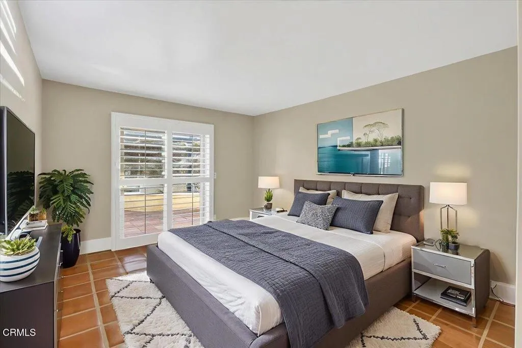 STAGED SECOND BEDROOM