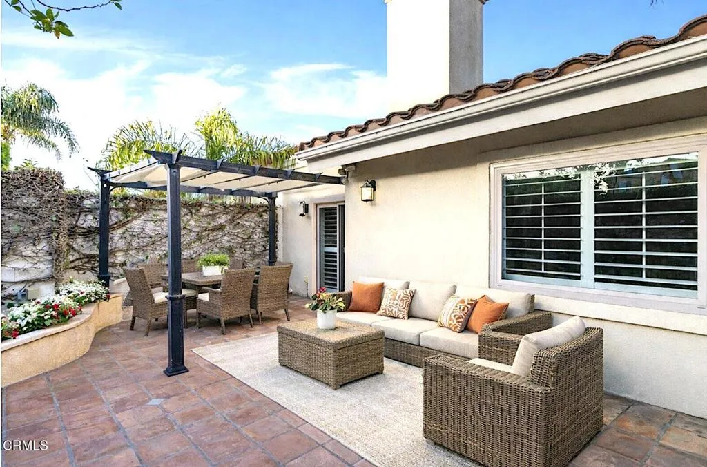 Vurtual stage patio