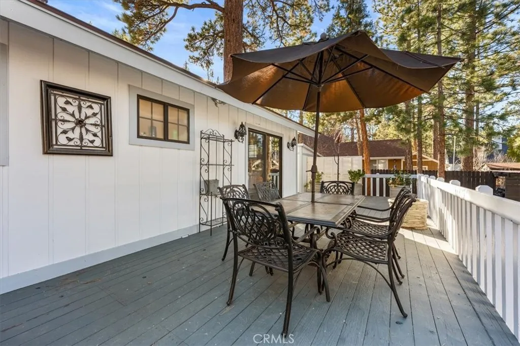 433 E Barker, Big Bear City, California 92314 home-pic-35