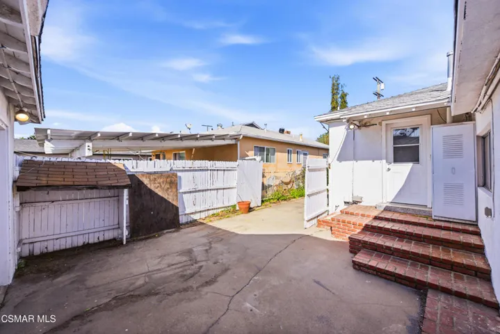 14742 Cohasset St Van Nuys-26