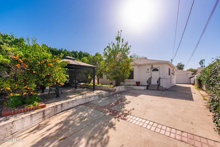 14742 Cohasset St Van Nuys-4