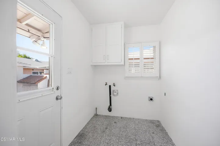 14742 Cohasset St Van Nuys-13