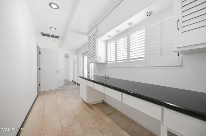 14742 Cohasset St Van Nuys-14