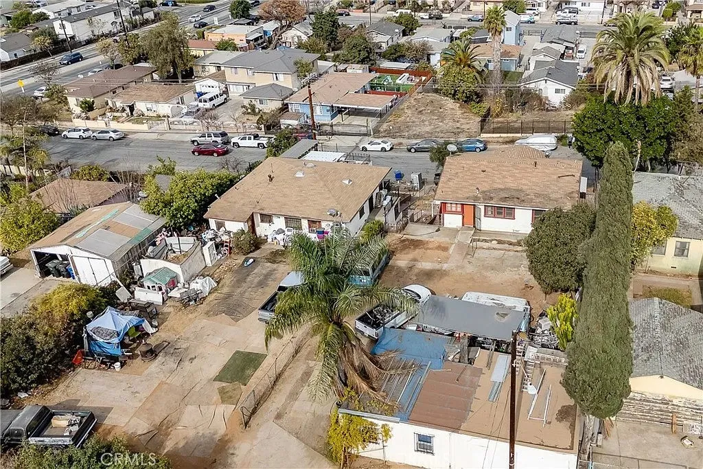4326 Hammel St, Los Angeles, California 90022 home-pic-11