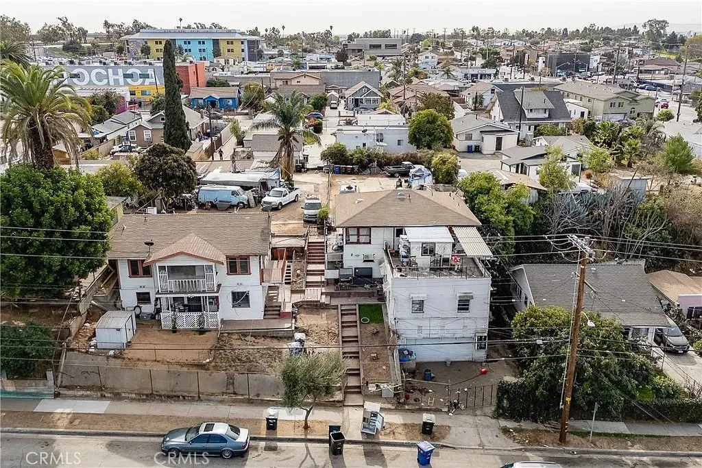 4326 Hammel St, Los Angeles, California 90022 home-pic-3
