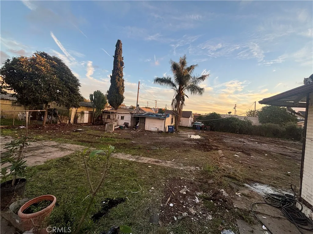 4326 Hammel St, Los Angeles, California 90022 home-pic-16