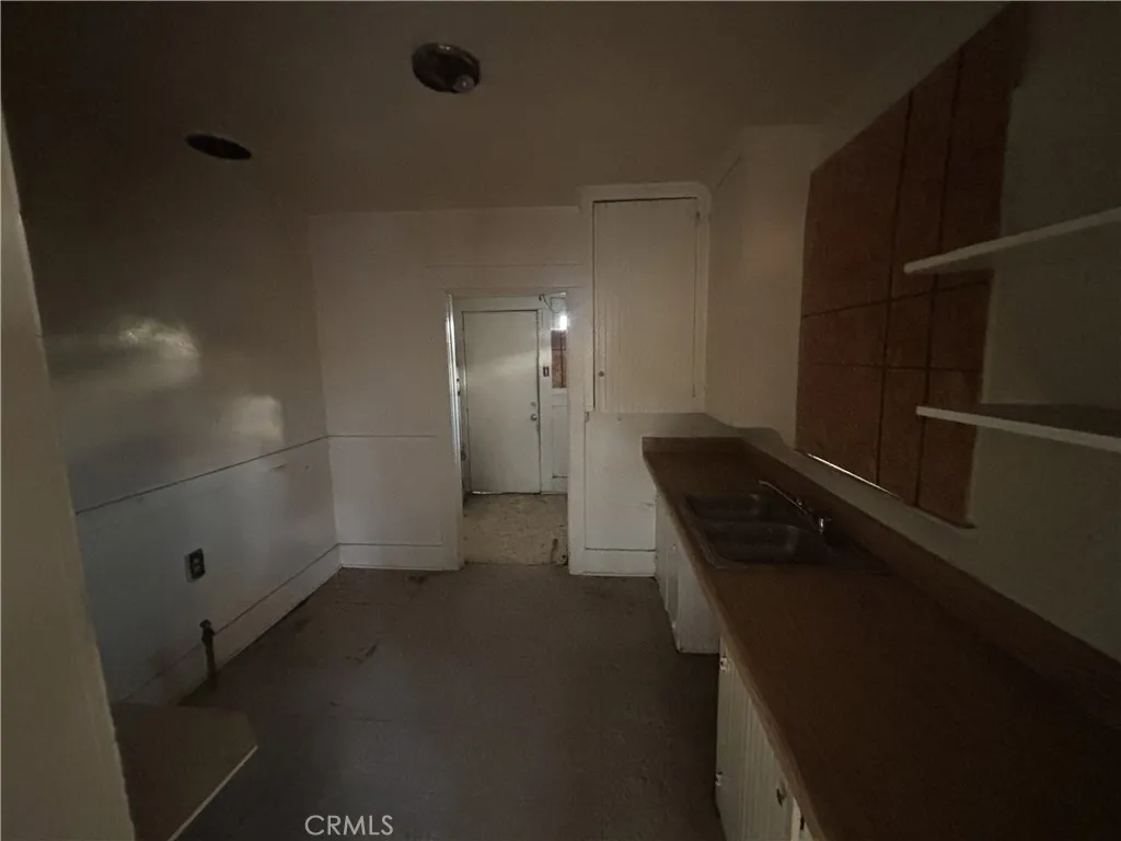 4326 Hammel St, Los Angeles, California 90022 home-pic-15