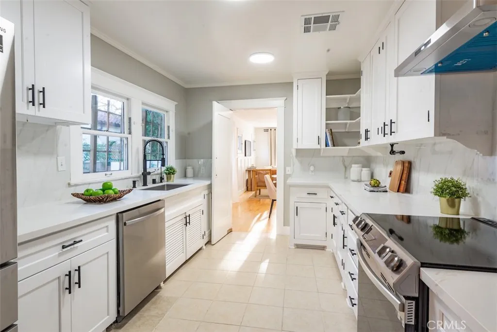 2256 Pelham, Los Angeles, California 90064 home-pic-25