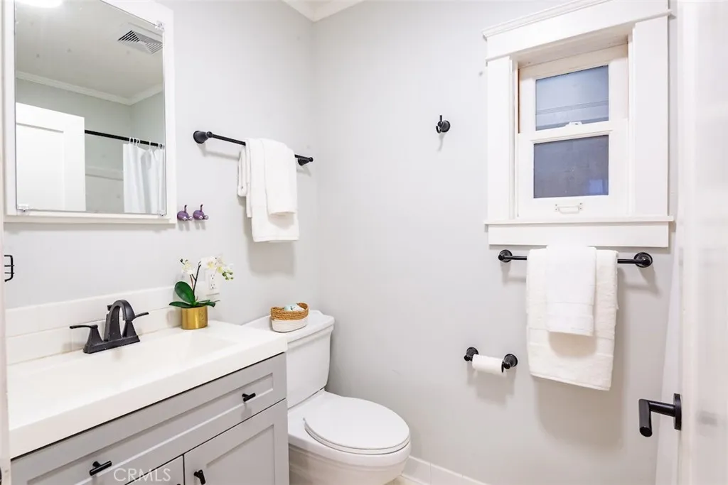 2256 Pelham, Los Angeles, California 90064 home-pic-24