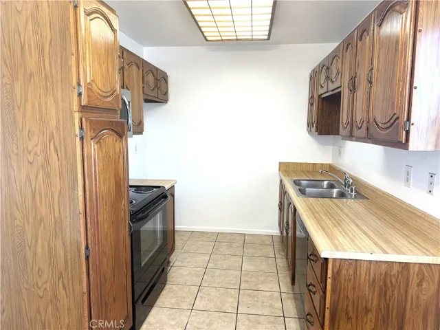 Full​​‌​​​​‌​​‌‌​​‌​​​‌‌​​​‌​​‌‌​​‌‌​​‌‌​​​​ Kitchen