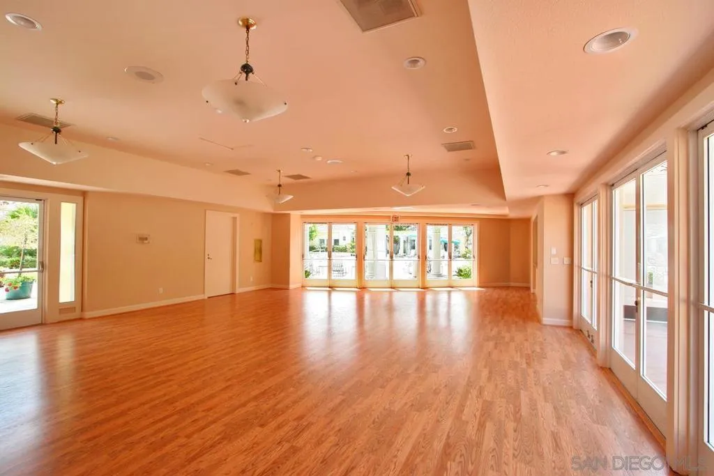 18557 Caminito Pasadero 389, San Diego, California 92128 home-pic-32