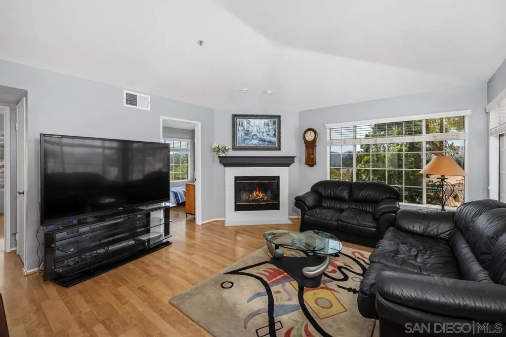 18557 Caminito Pasadero 389, San Diego, California 92128 home-pic-8