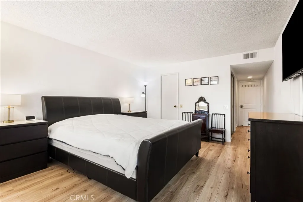 24001 Neece Avenue 7, Torrance, California 90505 home-pic-18