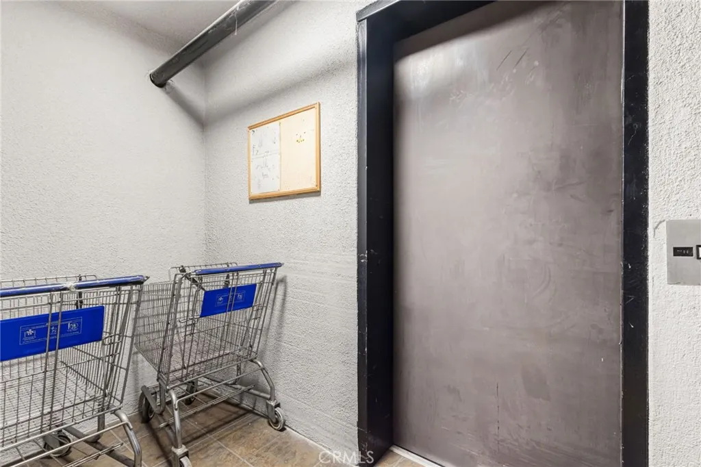 24001 Neece Avenue 7, Torrance, California 90505 home-pic-31
