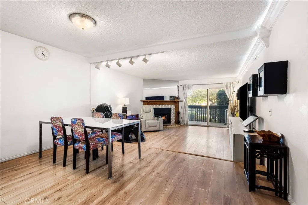 24001 Neece Avenue 7, Torrance, California 90505 home-pic-3