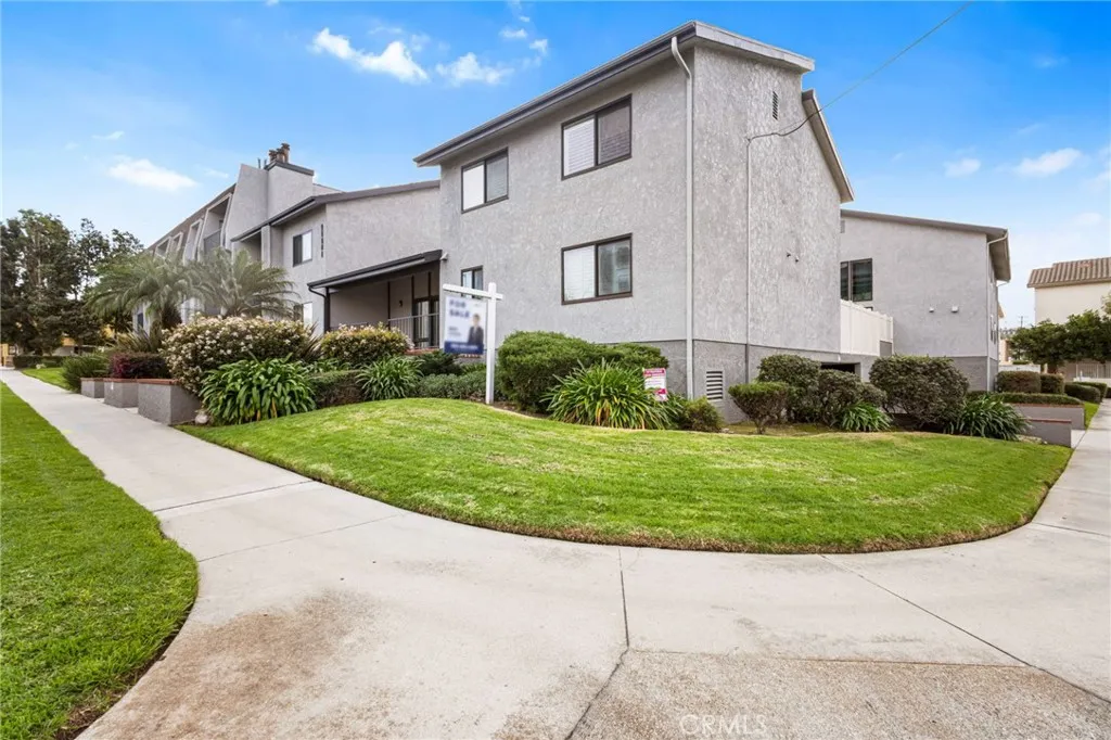 24001 Neece Avenue 7, Torrance, California 90505 home-pic-40