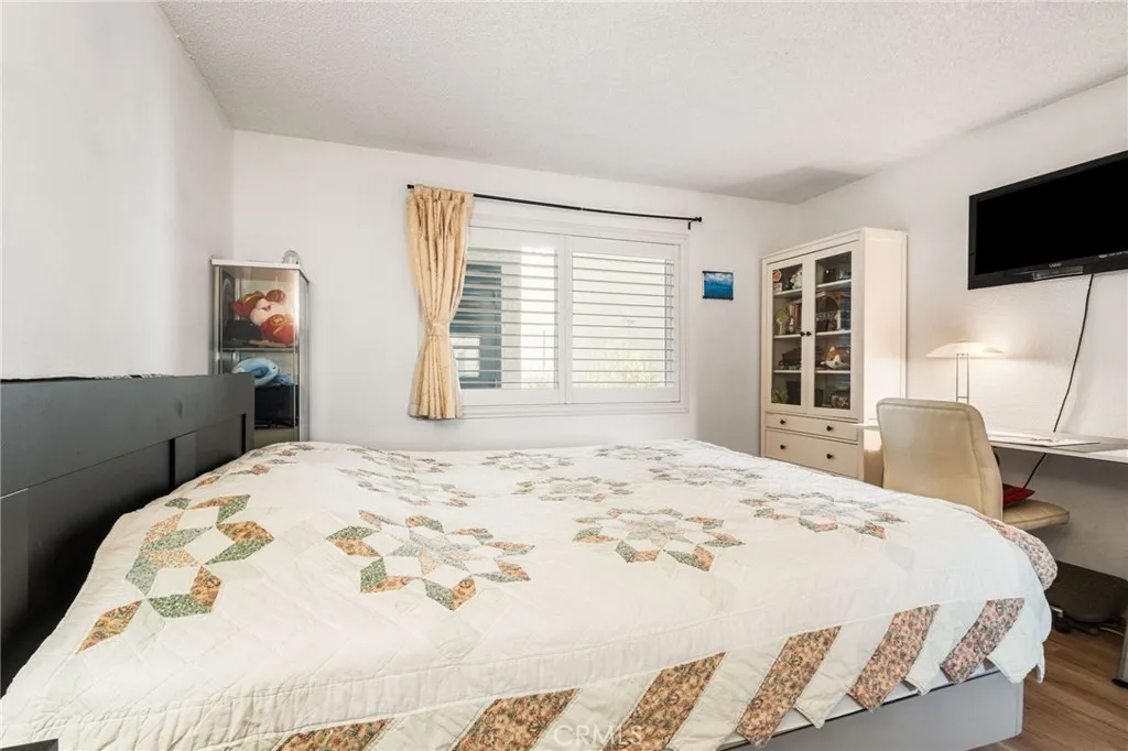 24001 Neece Avenue 7, Torrance, California 90505 home-pic-24