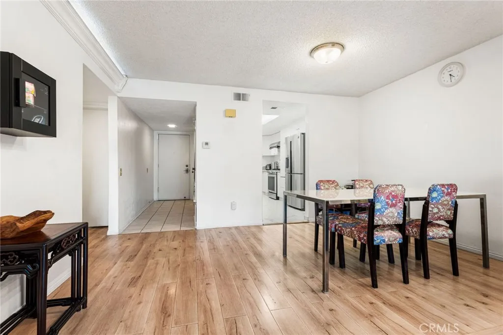 24001 Neece Avenue 7, Torrance, California 90505 home-pic-8