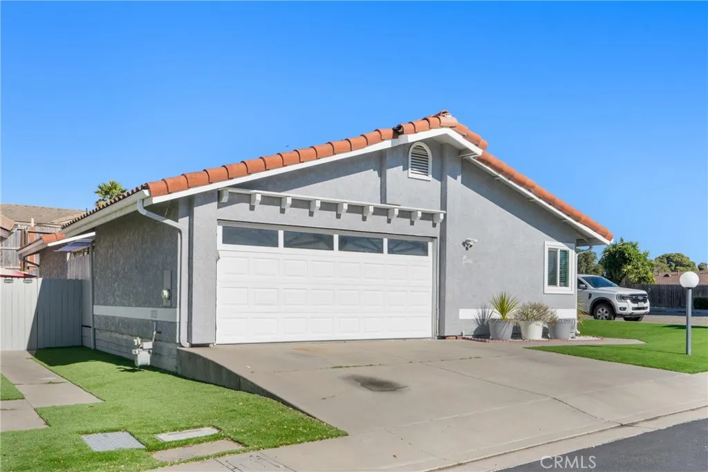 1965 Solana Court, Grover Beach, California 93433 home-pic-3