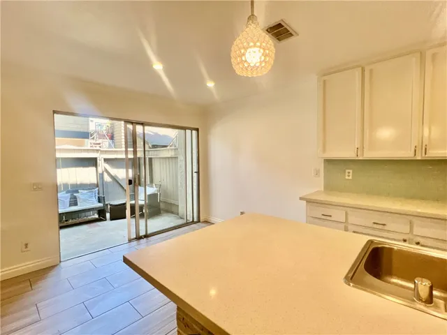 542 W Dunton 29, Orange, California 92865