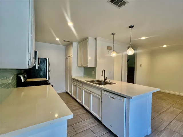 542 W Dunton 29, Orange, California 92865