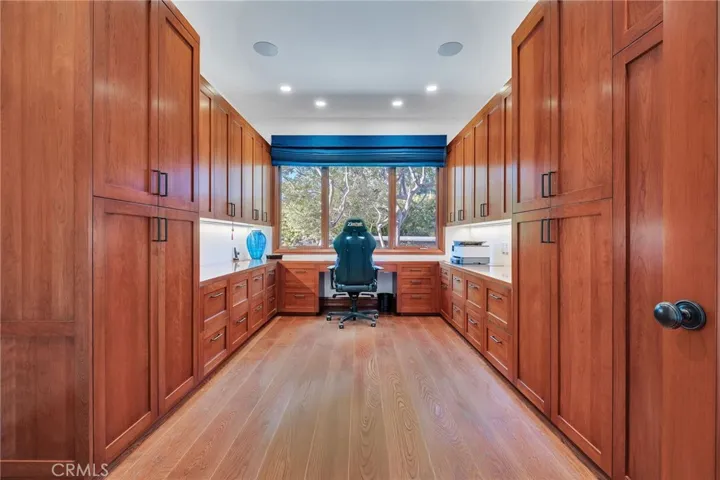 15 Caballeros, Rolling Hills, California 90274