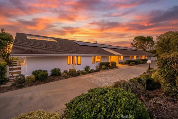 15 Caballeros, Rolling Hills, California 90274