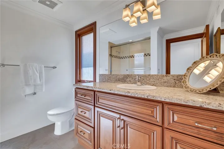15 Caballeros, Rolling Hills, California 90274