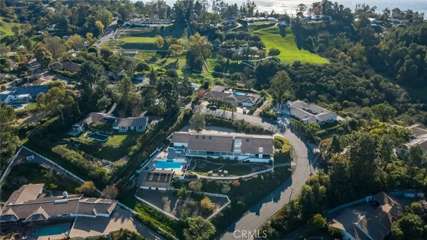 15 Caballeros, Rolling Hills, California 90274