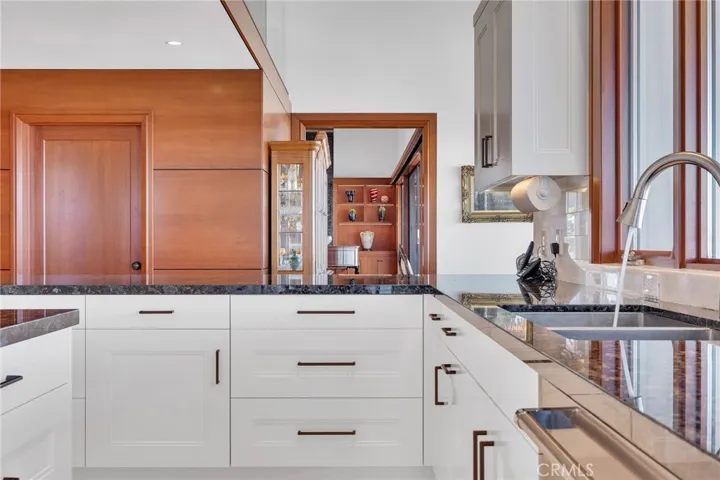 15 Caballeros, Rolling Hills, California 90274