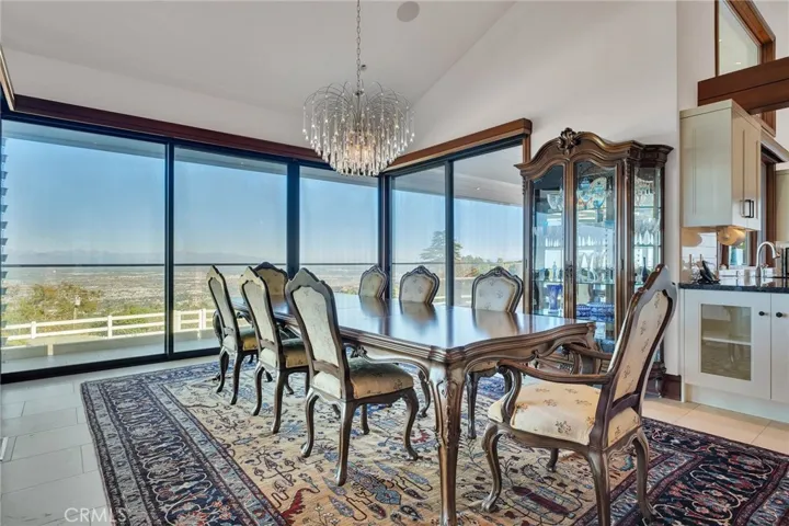 15 Caballeros, Rolling Hills, California 90274