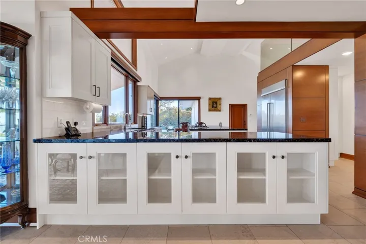 15 Caballeros, Rolling Hills, California 90274