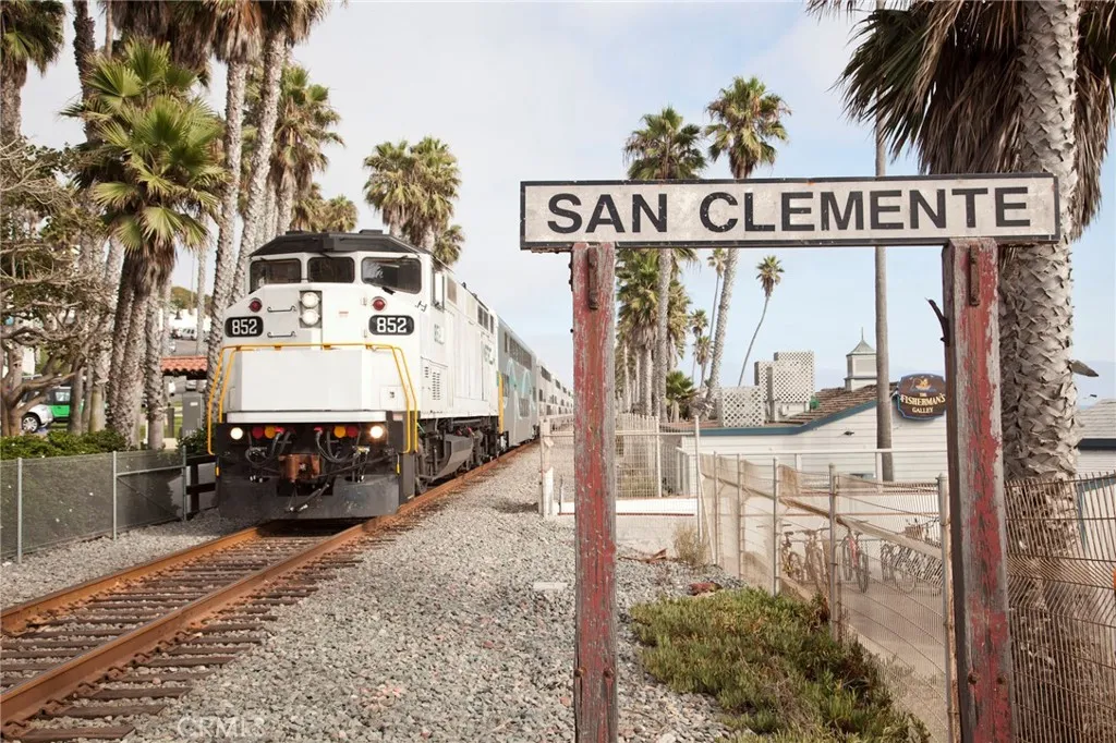 139 W Canada, San Clemente, California 92672 home-pic-26