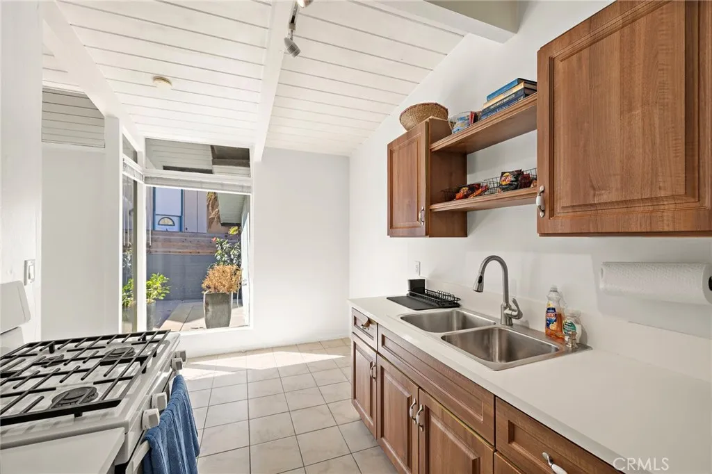 139 W Canada, San Clemente, California 92672 home-pic-12