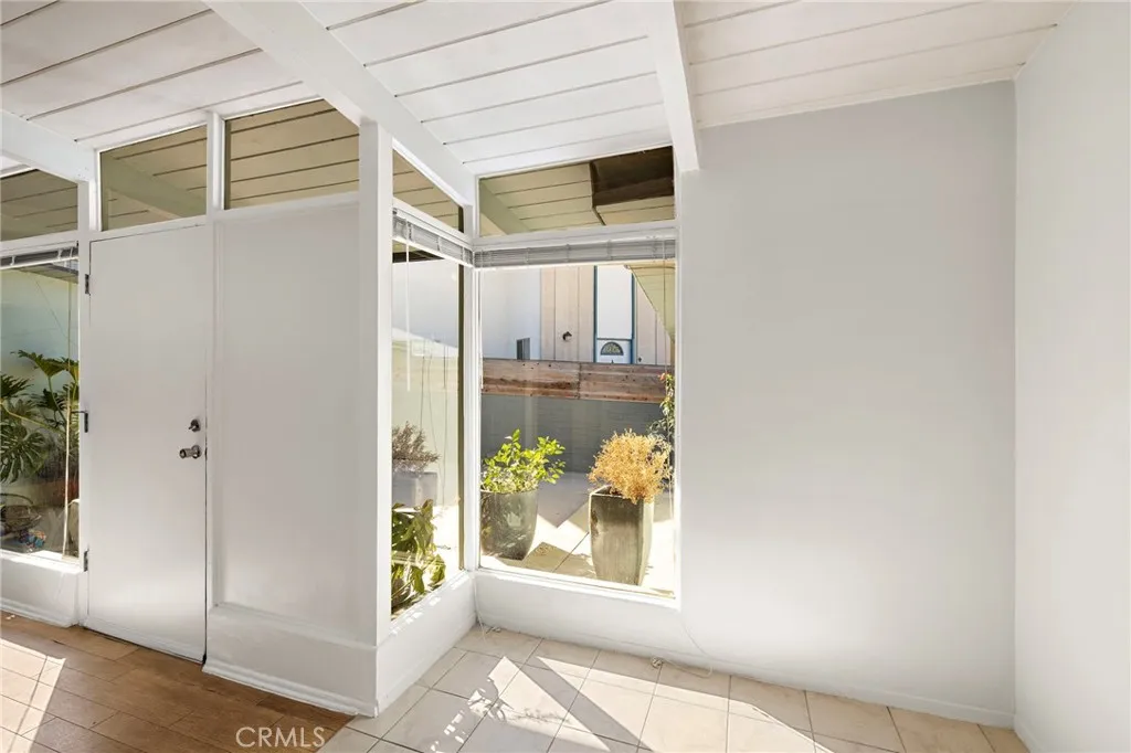 139 W Canada, San Clemente, California 92672 home-pic-11
