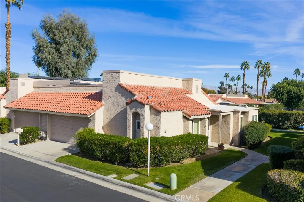 43850 San Ysidro, Palm Desert, California 92260 home-pic-1