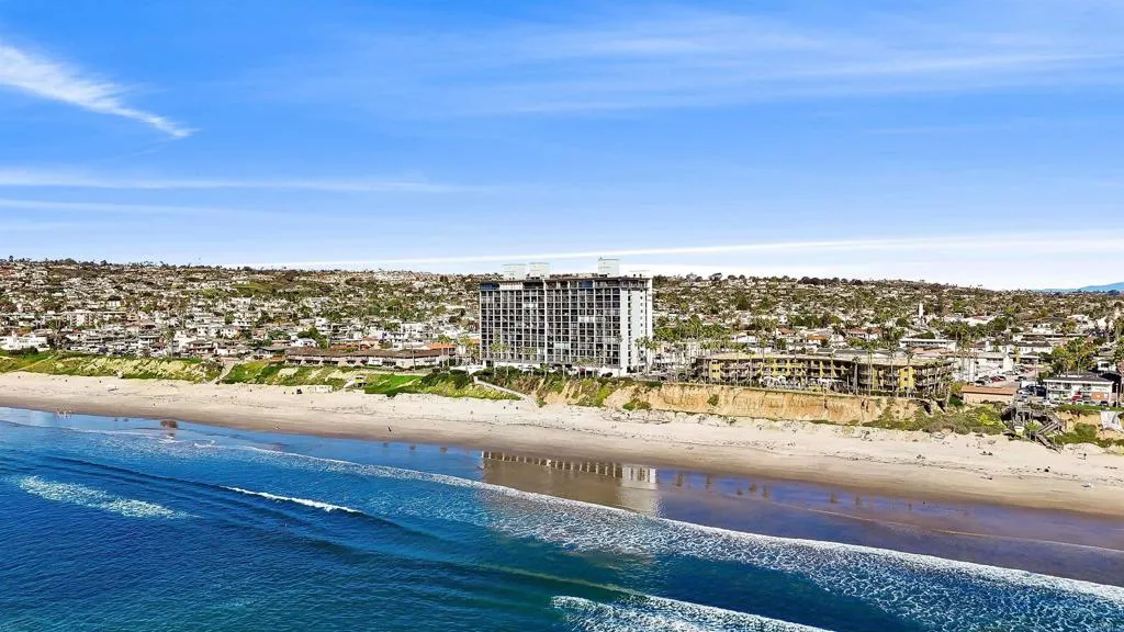 4767 Ocean Boulevard 203, San Diego, California 92109 home-pic-2