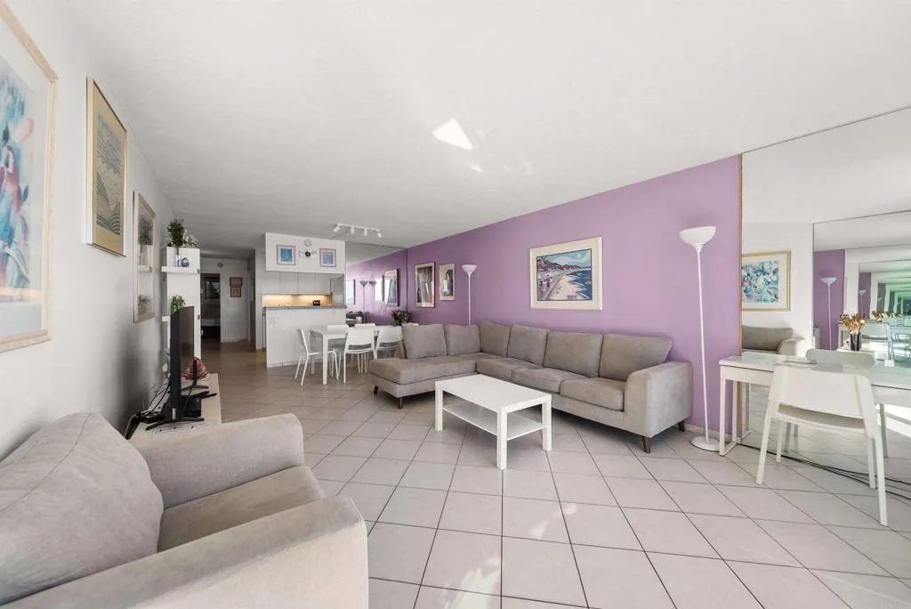 4767 Ocean Boulevard 203, San Diego, California 92109 home-pic-14