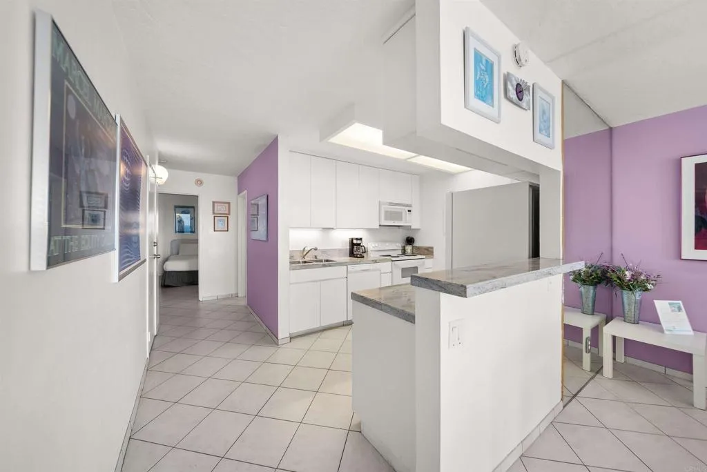 4767 Ocean Boulevard 203, San Diego, California 92109 home-pic-10