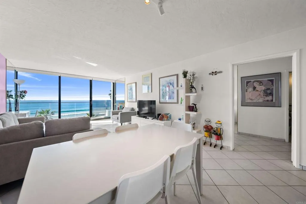 4767 Ocean Boulevard 203, San Diego, California 92109 home-pic-11