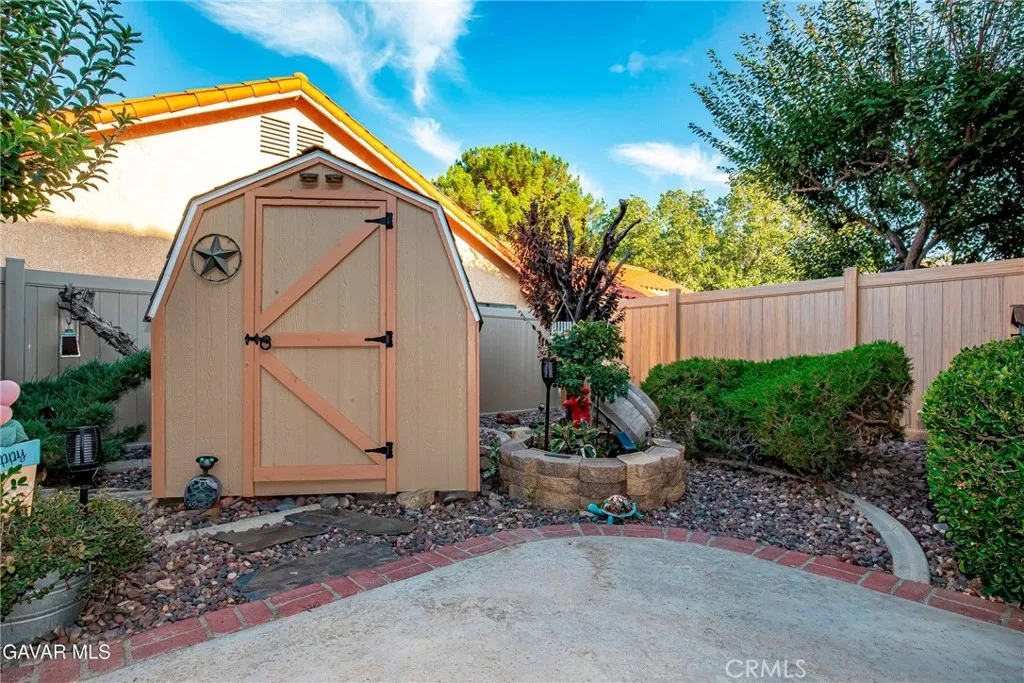 5619 W Avenue L4, Lancaster, California 93536 home-pic-43