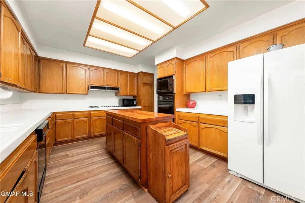 5619 W Avenue L4, Lancaster, California 93536 home-pic-15