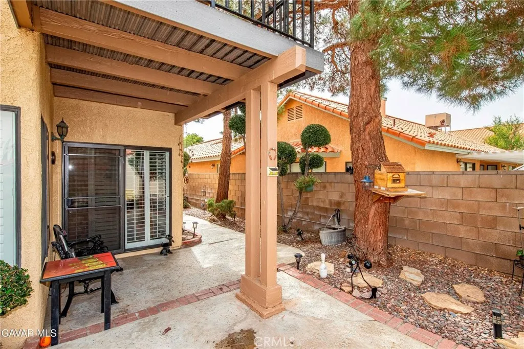 5619 W Avenue L4, Lancaster, California 93536 home-pic-42