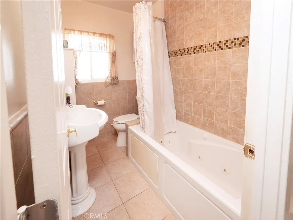 6303 Eileen, Los Angeles, California 90043 home-pic-37