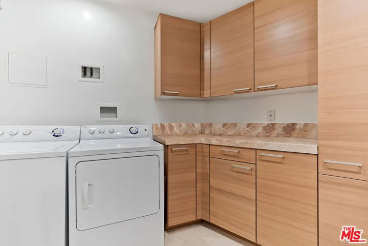 Large laundry room